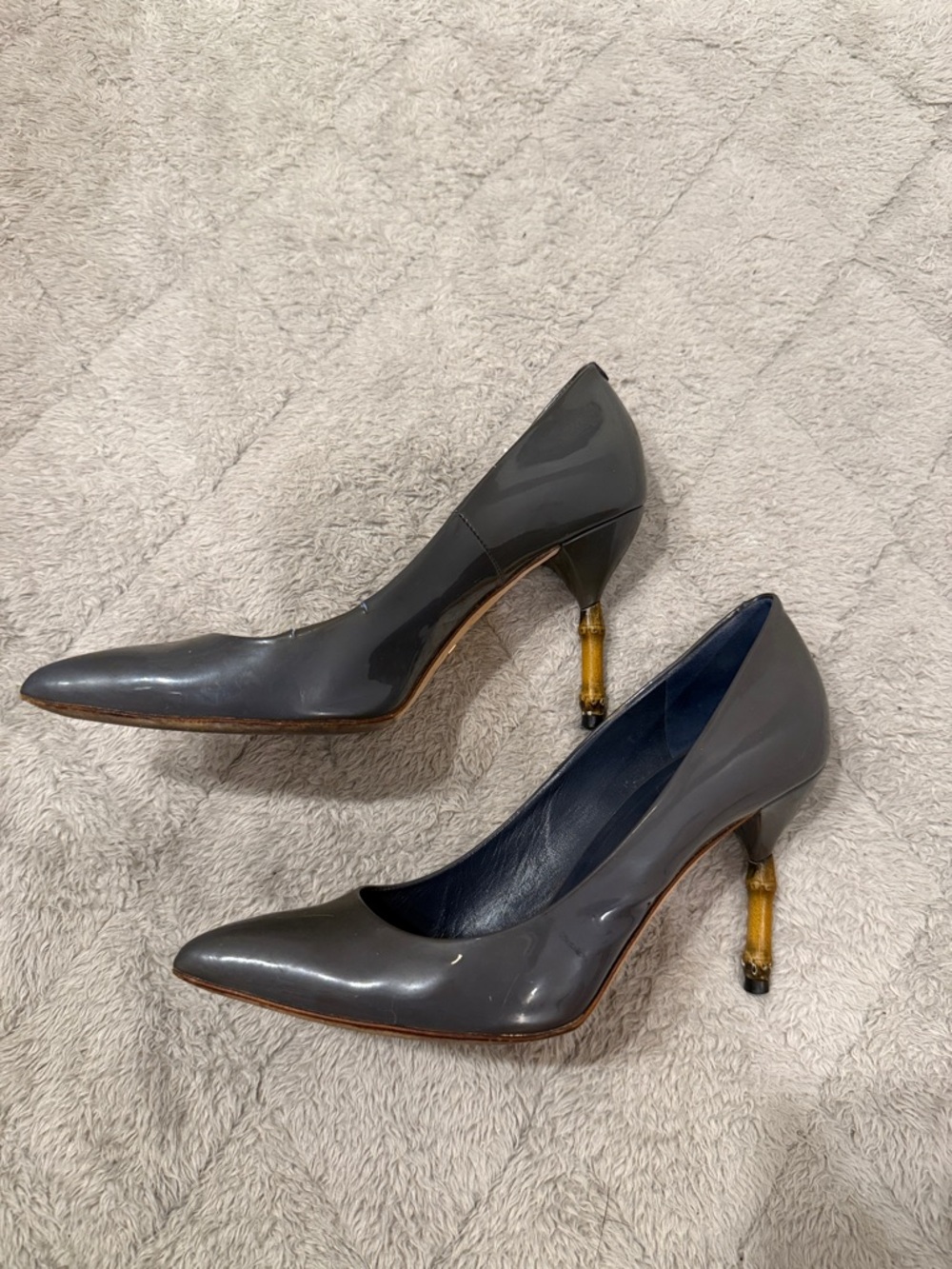Gucci Bamboo Heel Patent Pumps - Picture 4 of 9